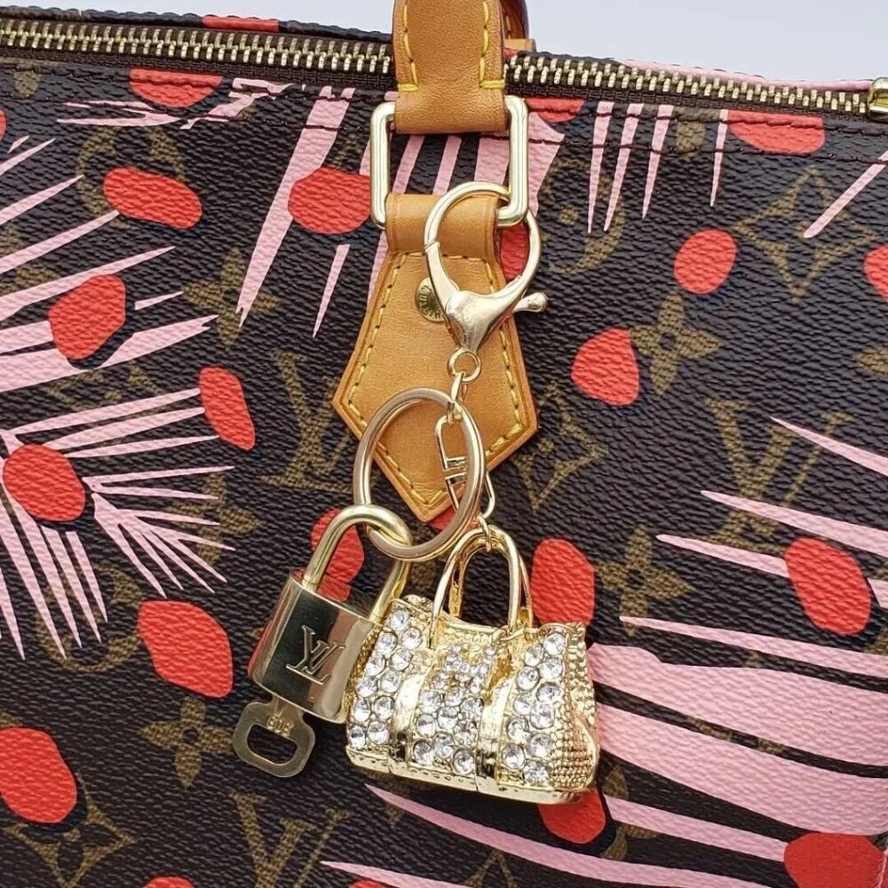 Authetnic Louis Vuitton Lock & Key w/ unbranded Rhinestone Bag Keycharm 010526 - Picture 3 of 8